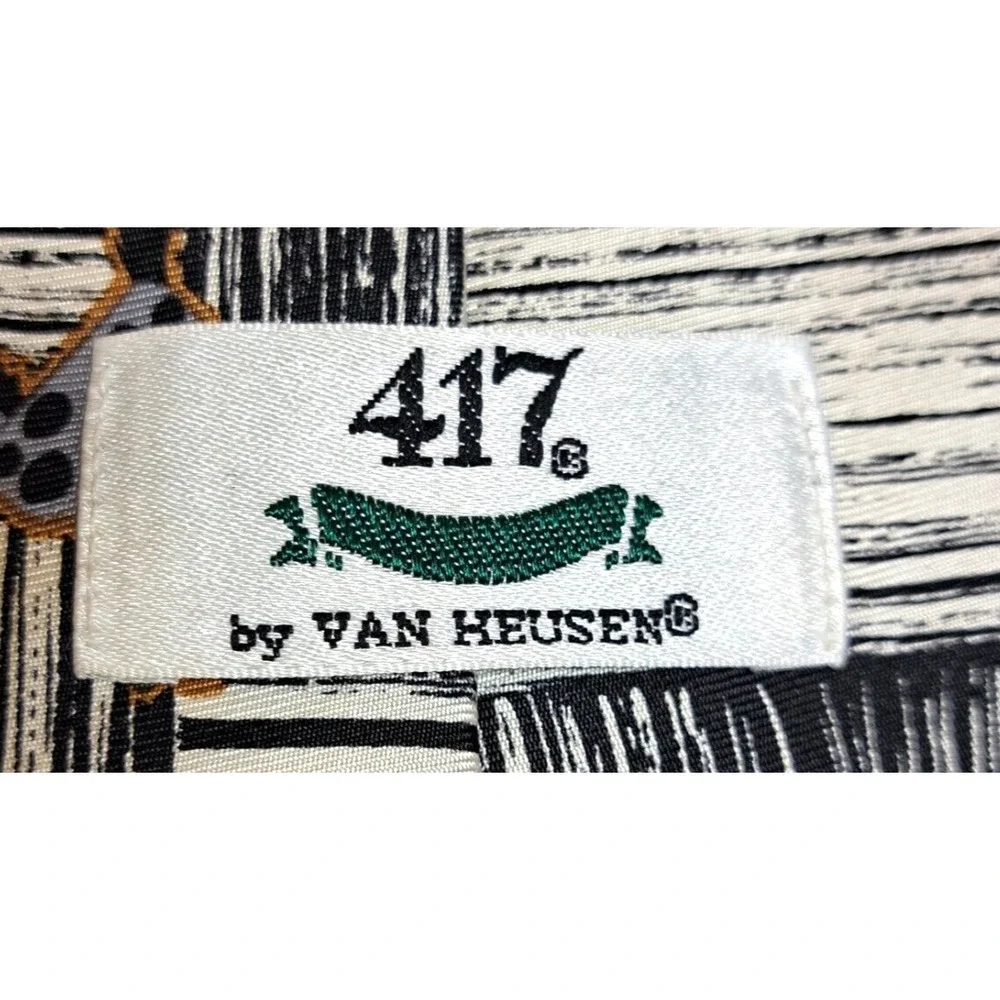 Van Huessen christmas tie
